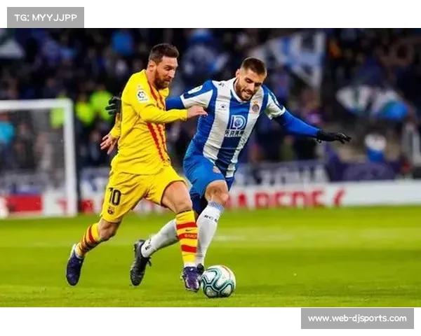 帕夫洛维奇斜传制导，格纳布里下底传中助攻